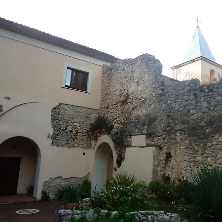 Il Convento מלון דירות